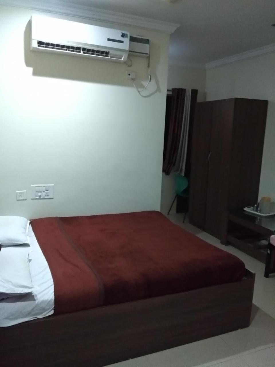 Sai Tirumala Residency Tirupati Eksteriør bilde