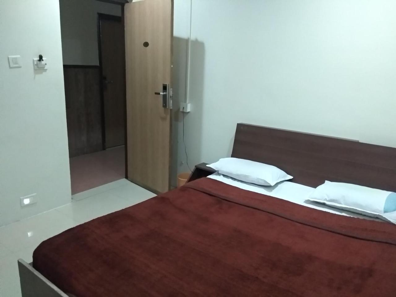 Sai Tirumala Residency Tirupati Eksteriør bilde