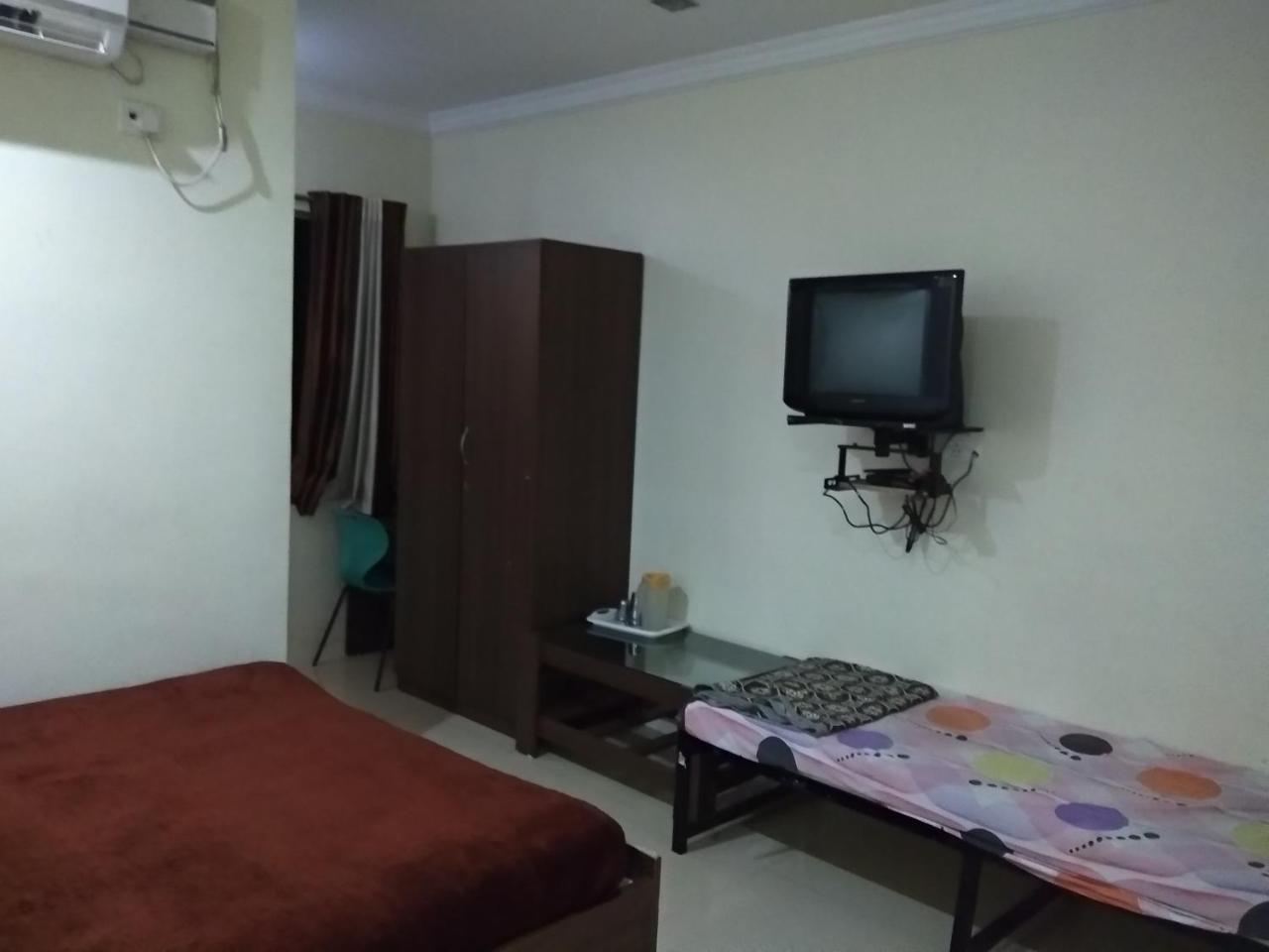 Sai Tirumala Residency Tirupati Eksteriør bilde